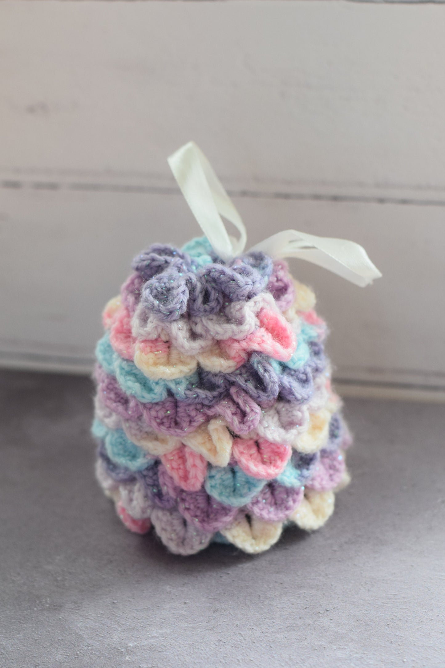Pastel Dragon Egg Dice Bag! - With Twinkle Yarn // Crocheted scale effect bag, handmade, great for dice storage