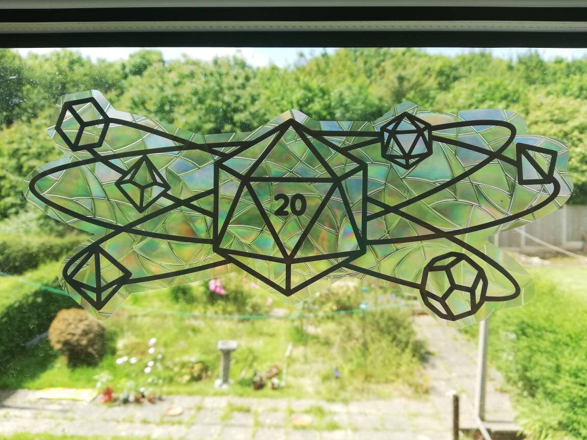 D20 Suncatcher Sticker - Easy to use window rainbow maker