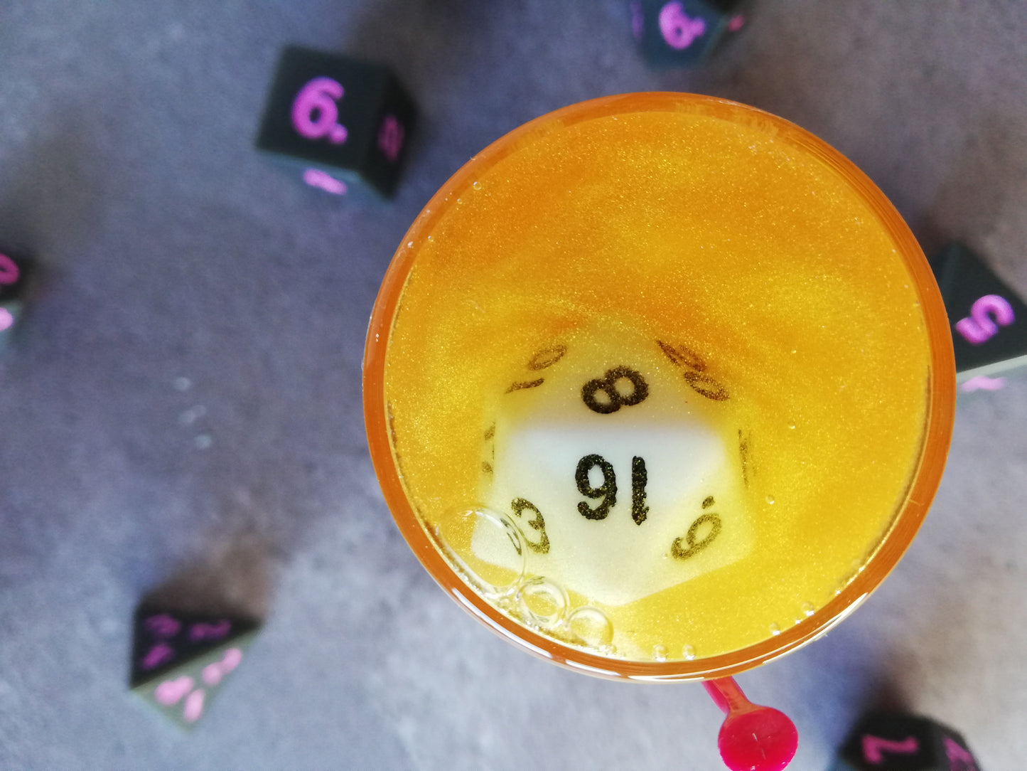 Golden Elixir - Floating Dice Potion